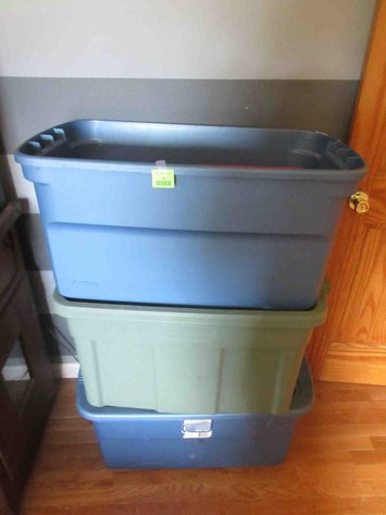 Image for Group of totes