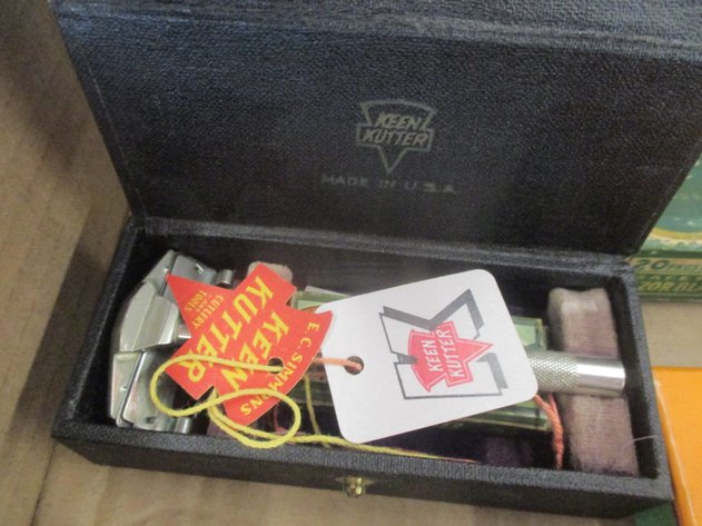 Image for Antique Keen Kutter shaving group