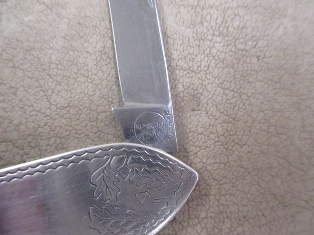 Image for (2) Remington Art Deco pocket knives