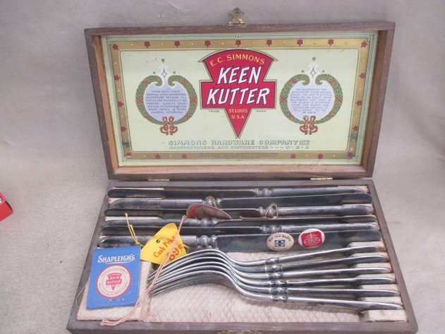 Image for Keen Kutter Simmons Hardware knife and fork set in wood case