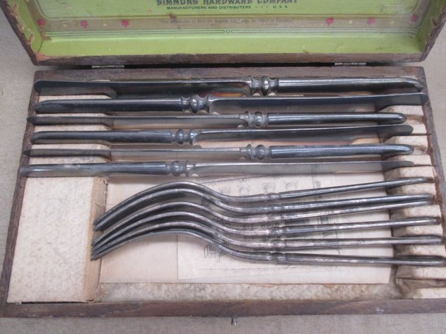 Image for Keen Kutter Simmons Hardware knives and forks in wood case