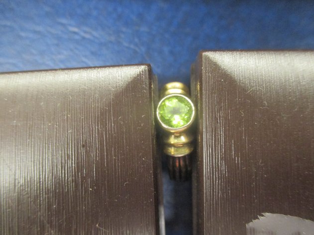 Image for .925 Sterling ring with green peridot stone