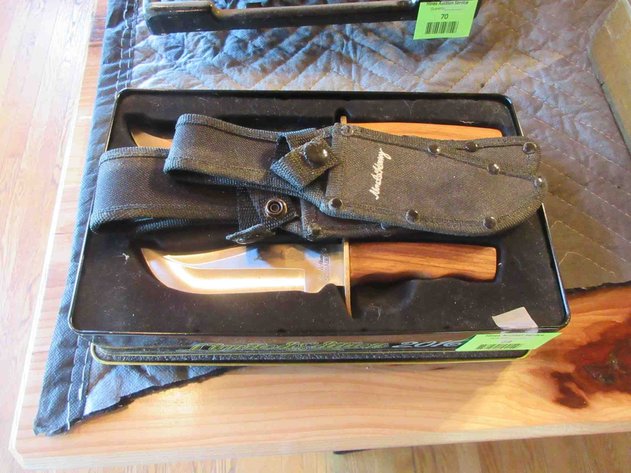 Image for Pair of Schrade 2016 limited edition Uncle Henry knives