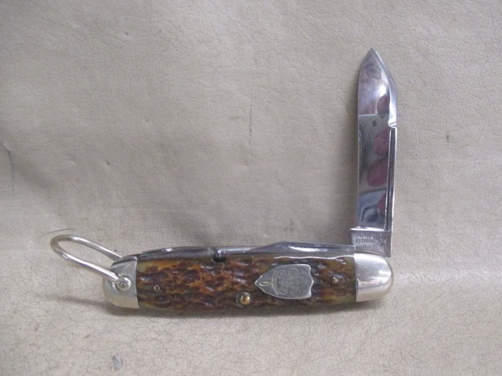 Dwight Divine & Sons Boy scouts pocket knife
