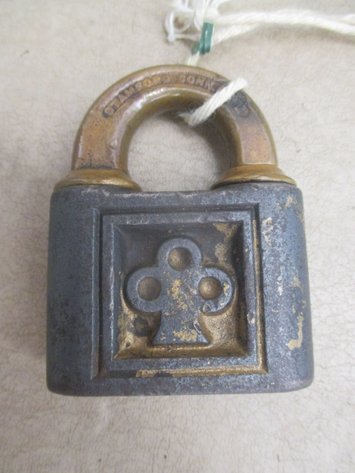 Image for Yale cast iron and brass lock