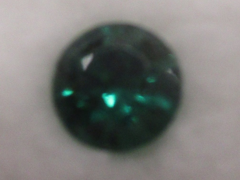 Precious round green topaz stone
