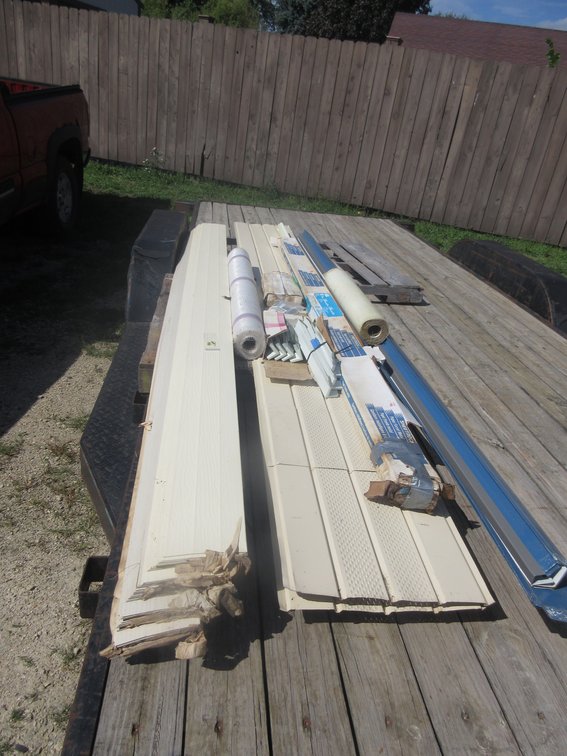 Group on trailer,( trailer does not sell)