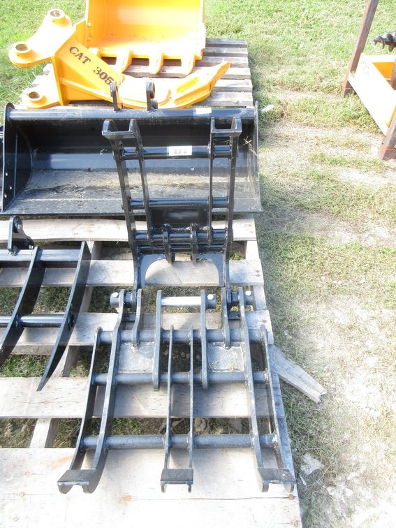2026 Future excavator grapple
