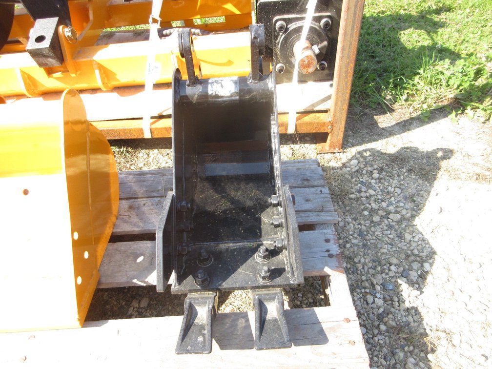 2026 Future CAT 301 backhoe bucket with teeth