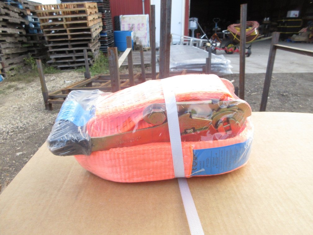 (2) Rachet straps