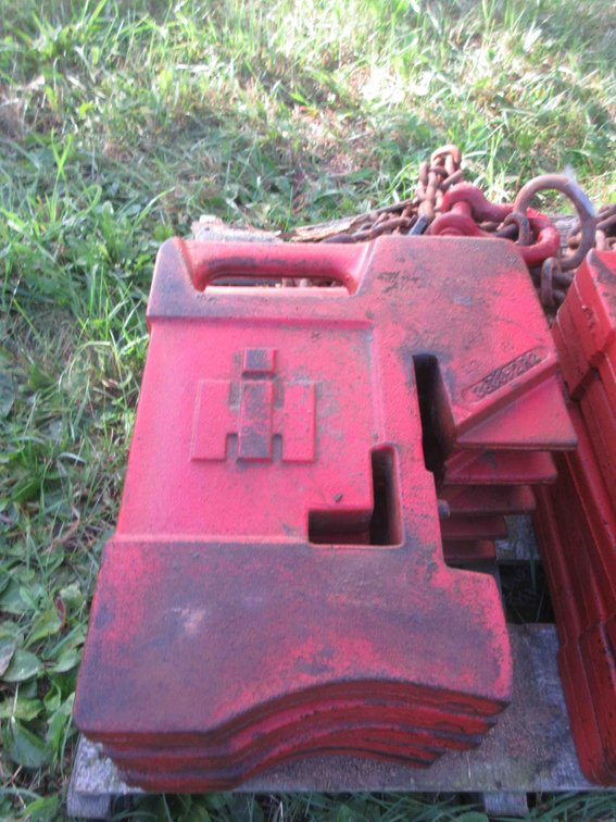 International Harvester suitcase weight