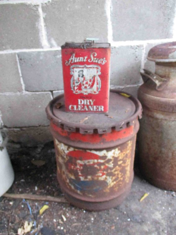 (2) Antique cans