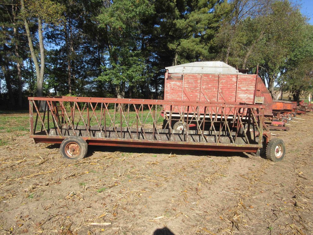 H&S 20FS feeder trailer