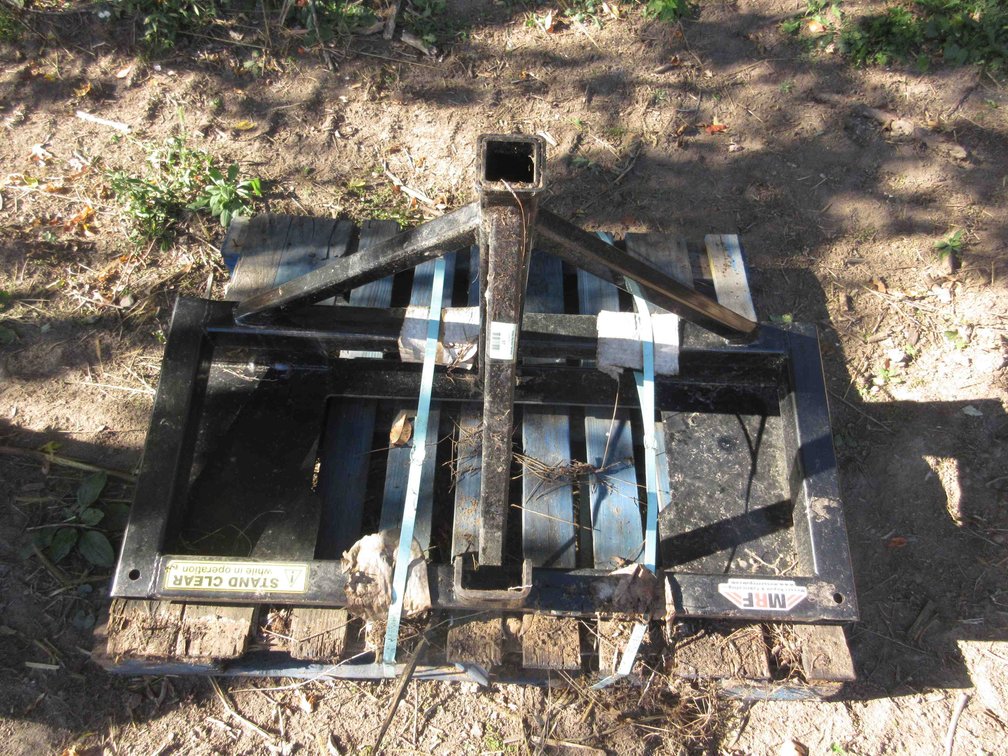 NEW MRF skid steer hitch plate