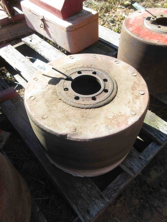 Tractor pulley