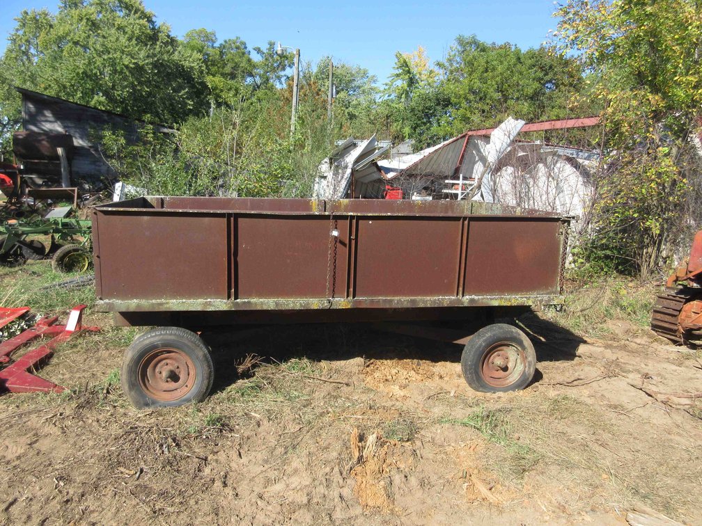 McCormick International steel box on Ottawa 915running gear