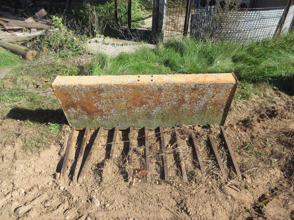 Manure fork for skid steer