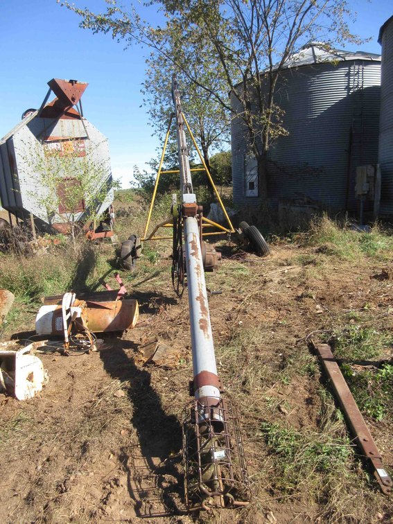 Hutchinson 70ft grain auger