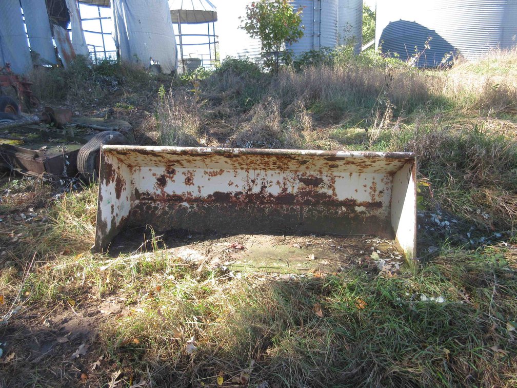 Loader bucket