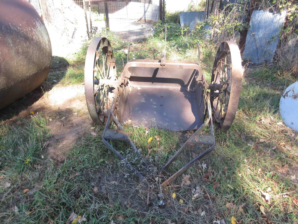 Steel pull type bucket with steel wheels