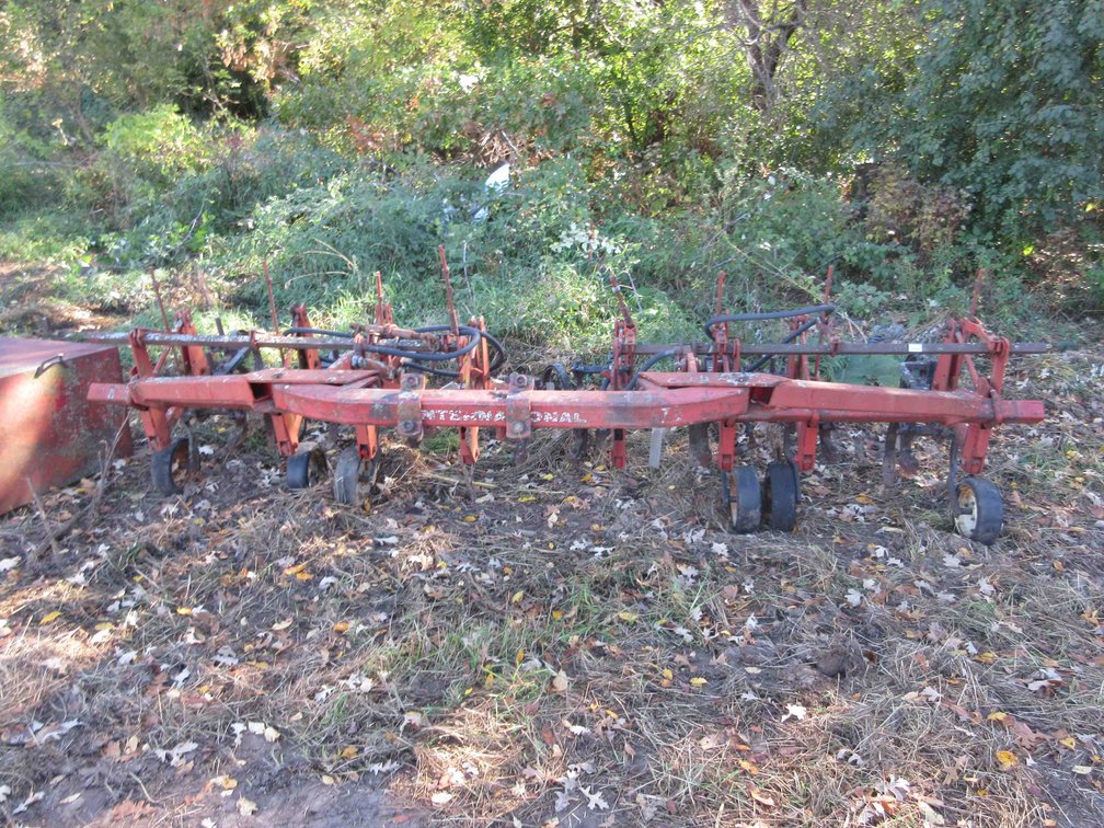 International 78 mounted cultivator