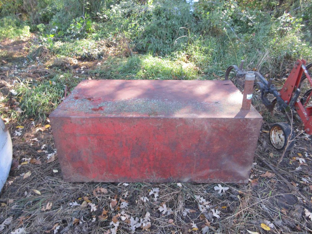 Steel tank