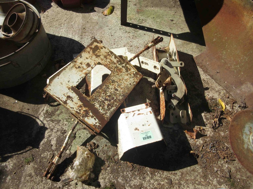 Group of International Harvester parts