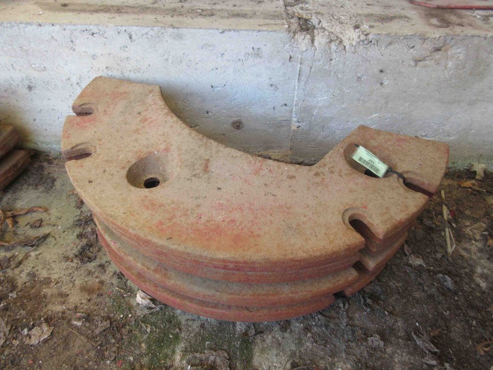 (4) Half wheel tractor weights