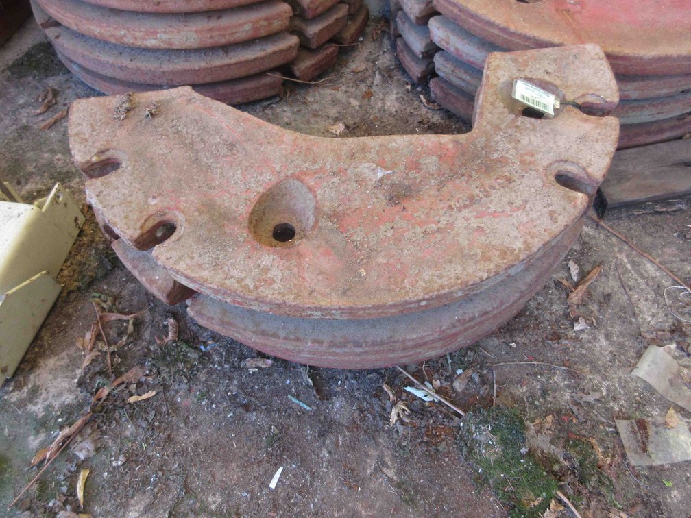 (4) Half wheel tractor weights