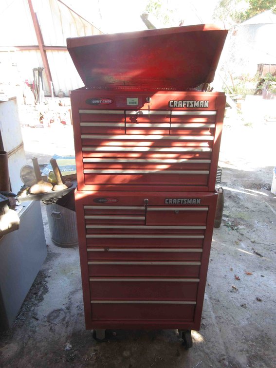 Craftsman 2-section rolling tool chest