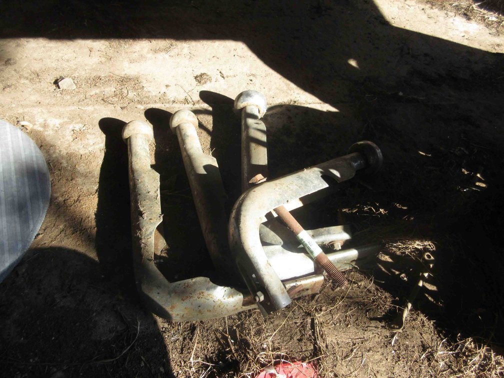 (4) Bumper fenders