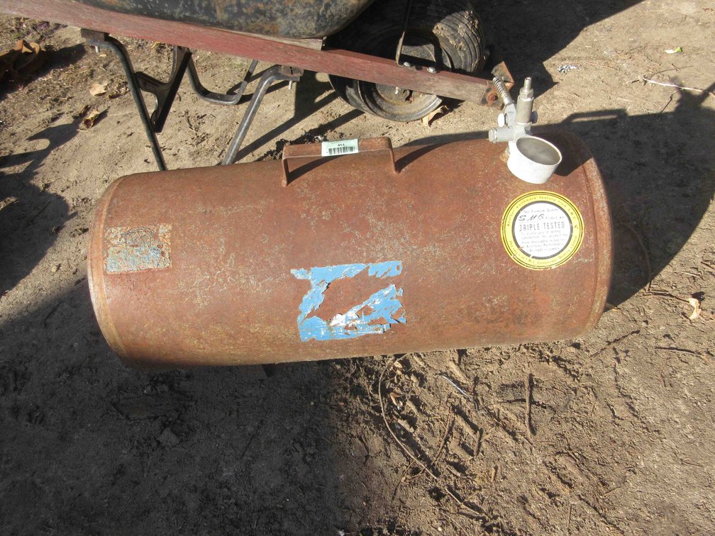Portable air tank