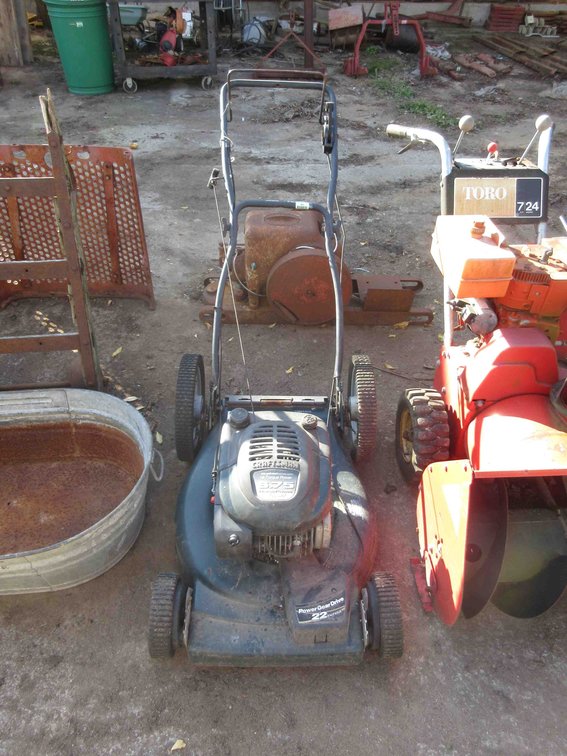 Craftsman 22" self propelled mower
