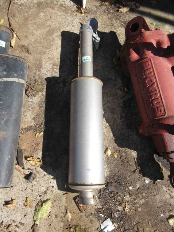 Tractor muffler