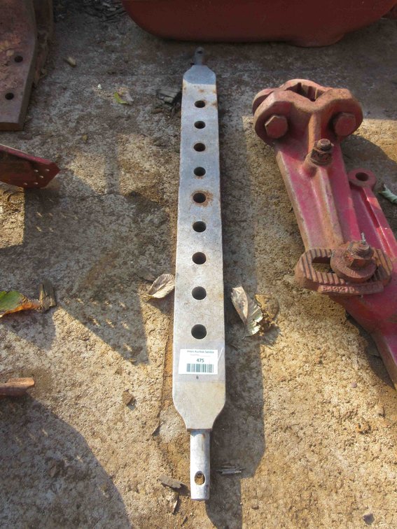 Tractor hitch bar