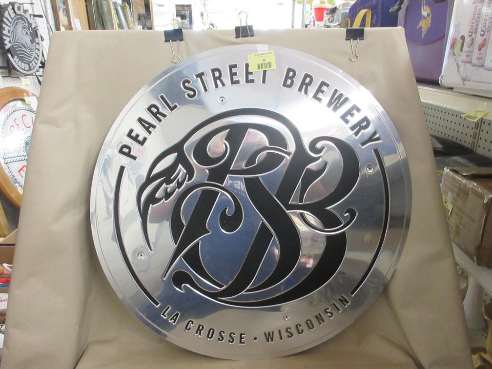 Pearl Street Brewery Lacrosse Wisconsin metal sign