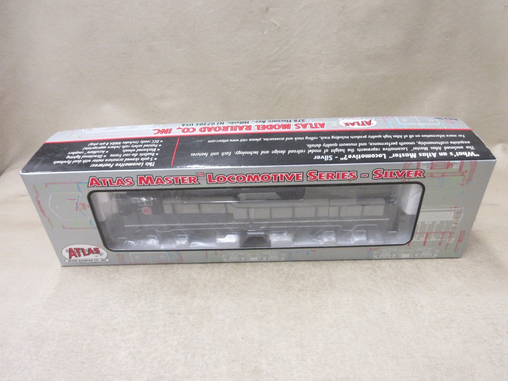Atlas Master Silver HO scale locomotive