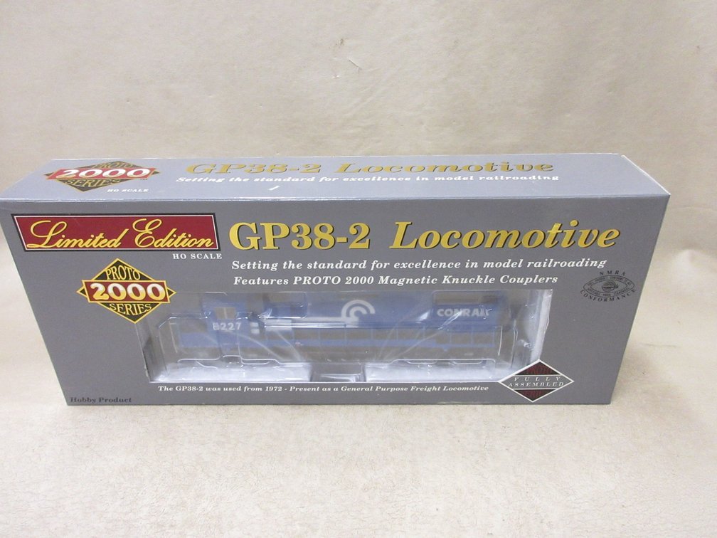 Proto 2000 GLP38-2  HO scale locomotive