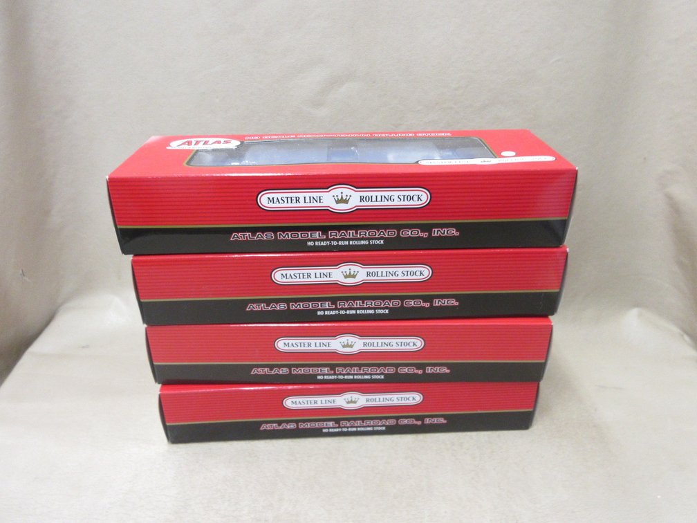 (4) Atlas HO scale Box cars