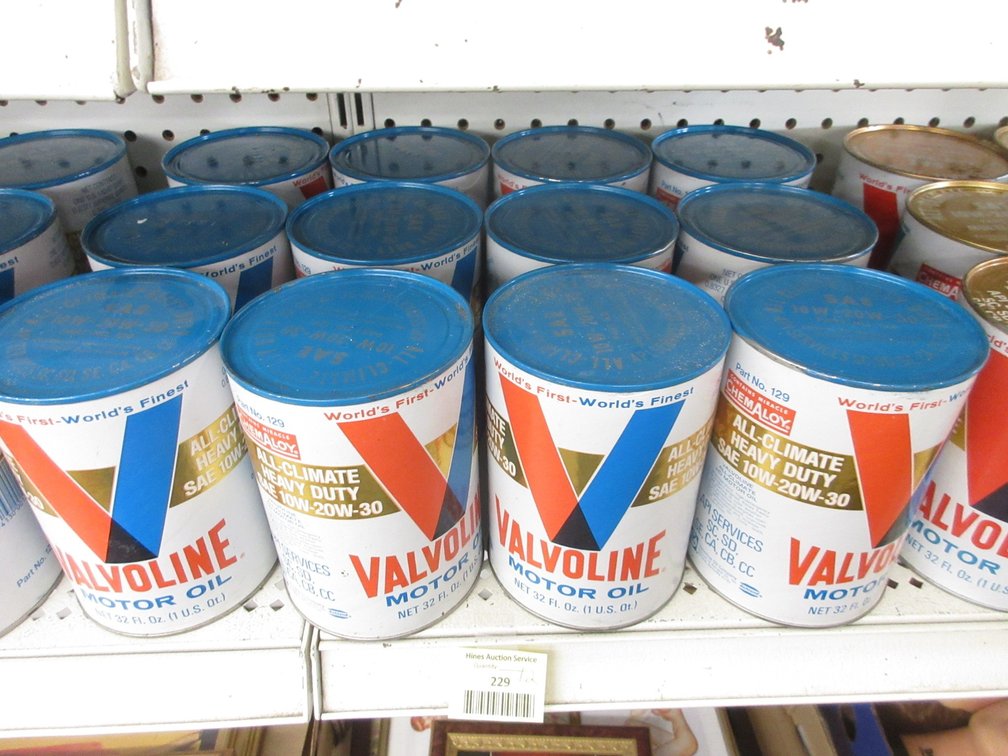 (12) Quarts Valvoline Motor oil