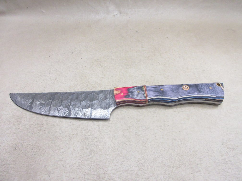 Custom fixed blade Damascus knife
