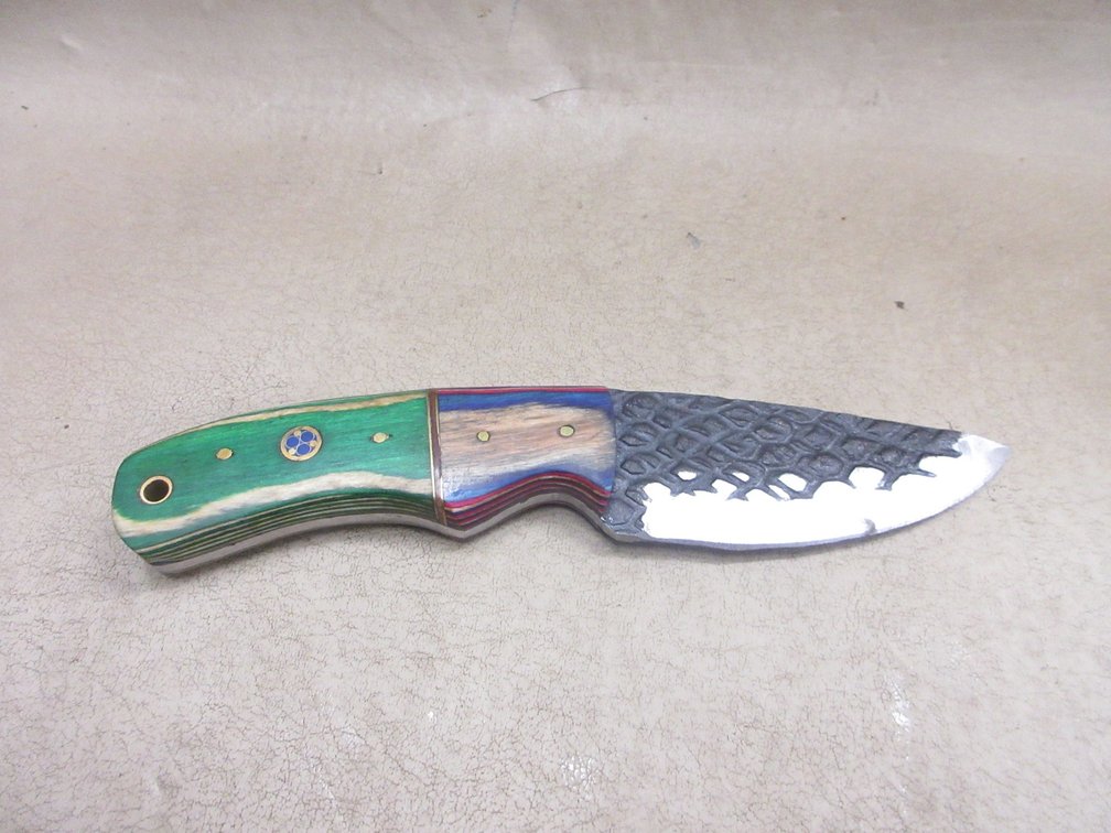 Custom hunting knife