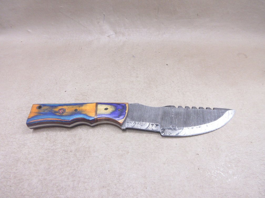 Custom Damascus hunting knife