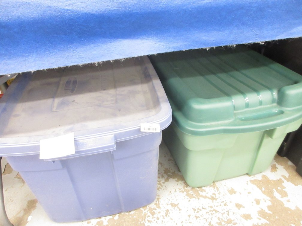 (2) Totes with lids