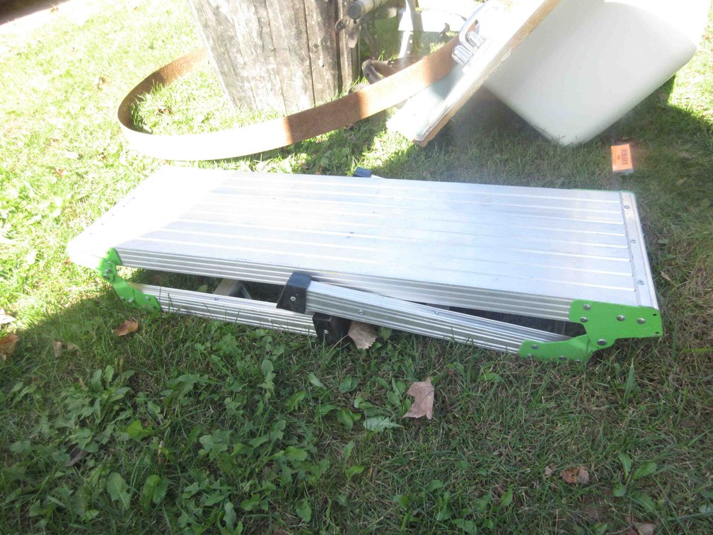 Aluminum folding scaffold plank