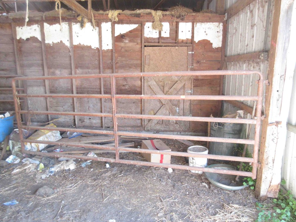 6-Rail stock gate