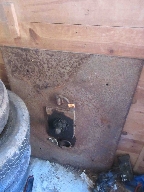 Steel 5th wheel plate