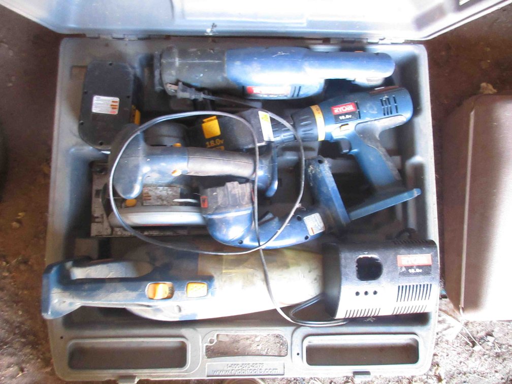 Ryobi 18V cordless tool set