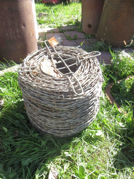 Roll of barbed wire