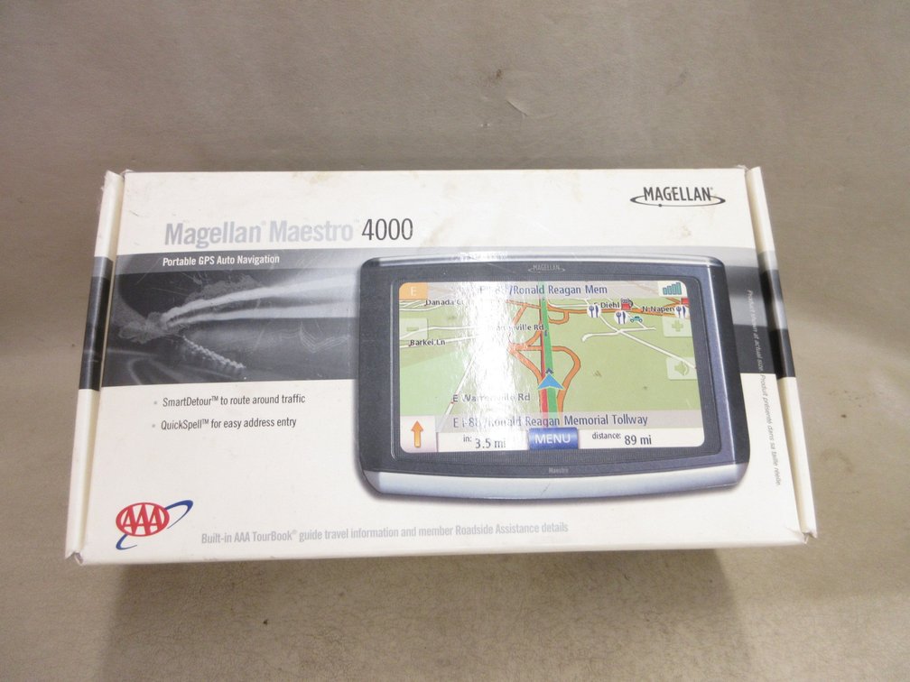 Magellan Maestro 4000 portable GPS Auto Navigation